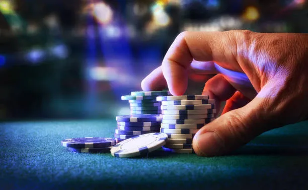 Casino slot game hold and win